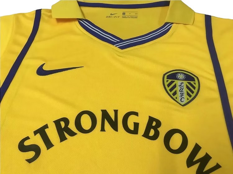 Retro Leeds United Away Shirt 2000/2001 - Time Warp Kits