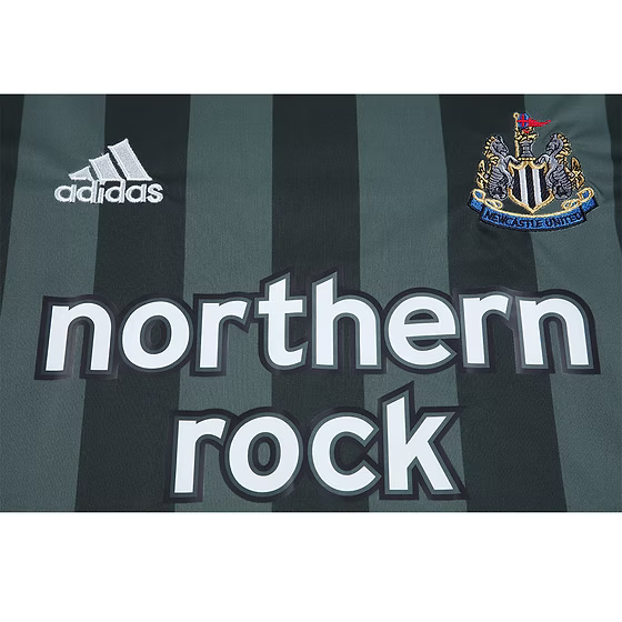 Retro Newcastle Away Shirt 2005/2006 - Retro Shirt Stories