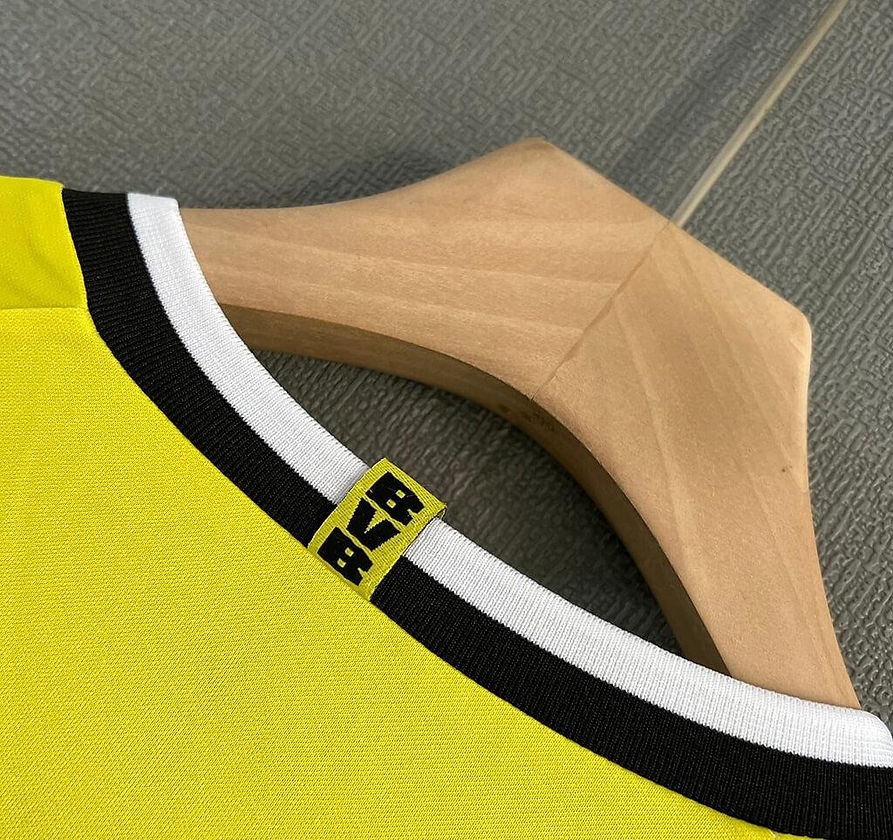 Retro Borussia Dortmund Home Shirt 1995/96 - Retro Shirt Stories