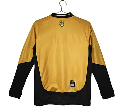 Retro Manchester United LS Away Shirt 2001/2002 - Retro Shirt Stories