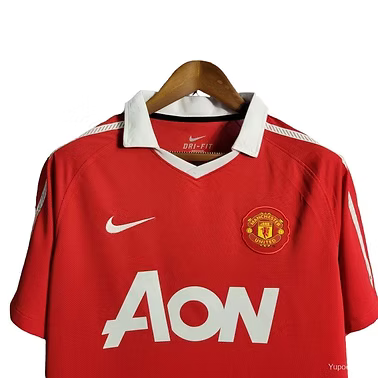 Retro Manchester United Home Shirt 2010/2011 - Retro Shirt Stories