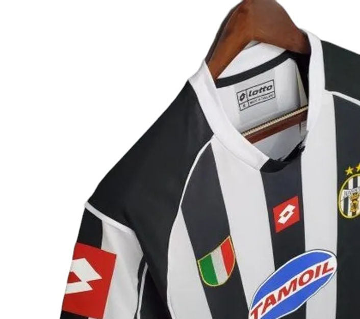 Retro Juventus Home Shirt 2002/2003 - Retro Shirt Stories