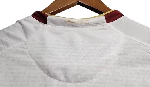 Retro Arsenal Away Shirt 2007/2008 - Time Warp Kits