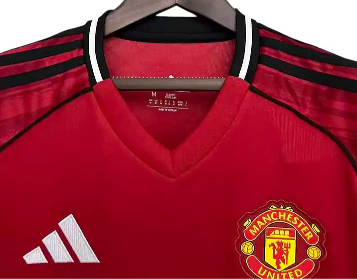 Manchester United Home Shirt 2025/2026 - Retro Shirt Stories