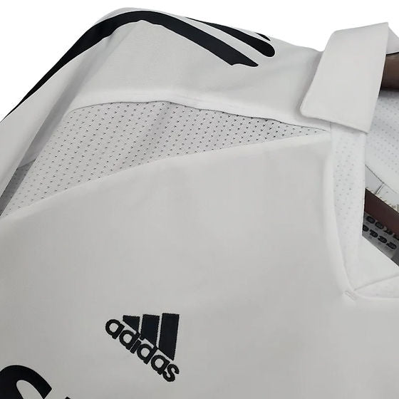 Retro Real Madrid Home Shirt 2005/2006 - Time Warp Kits