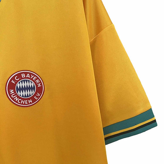 Retro Bayern Munich Away Shirt 1993/1995 - Retro Shirt Stories
