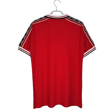 Retro Manchester United Home Shirt 1998/2000 - Retro Shirt Stories