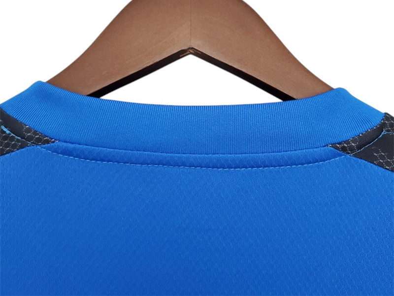 Manchester United Training Shirt 2021/2022 - Retro Shirt Stories