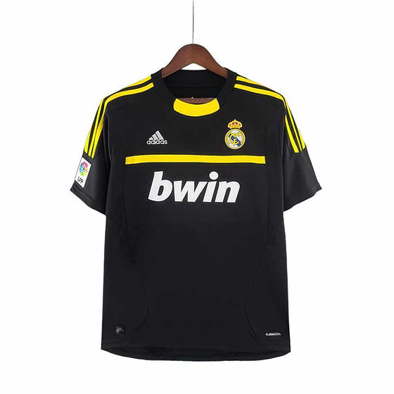 Retro Real Madrid GK Shirt 2011/2012 - Time Warp Kits