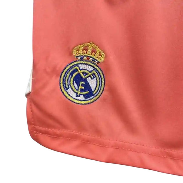 Real Madrid GK Kids Kit 2025/2026 - Retro Shirt Stories