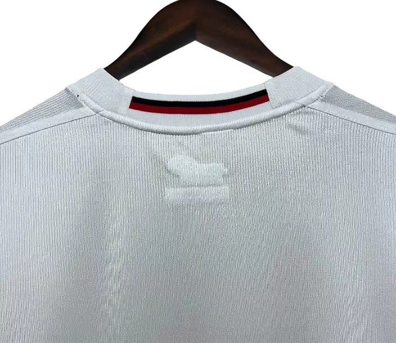 Retro RCD Mallorca Away Shirt 2001/2002 - Retro Shirt Stories