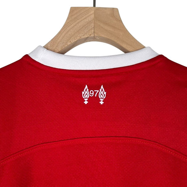 Liverpool Home Kids Kit 2023/2024 - Retro Shirt Stories