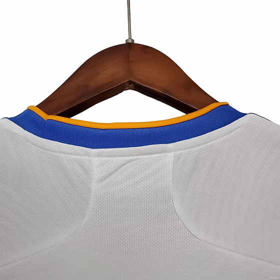 Retro Real Madrid Home Shirt 2021/2022 - Retro Shirt Stories