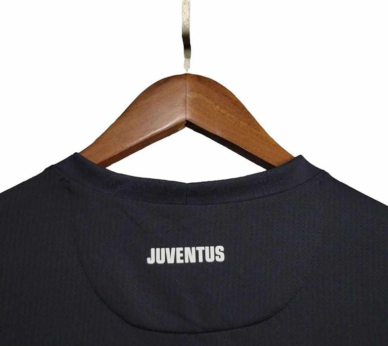 Retro Juventus Away Shirt 2012/2013 - Retro Shirt Stories