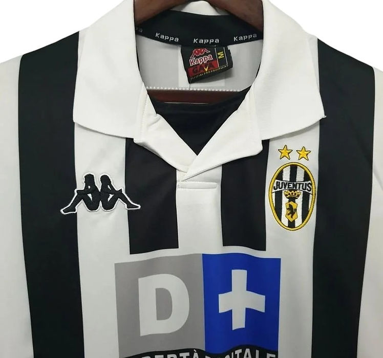 Retro Juventus Home Shirt 1999/2000 - Retro Shirt Stories