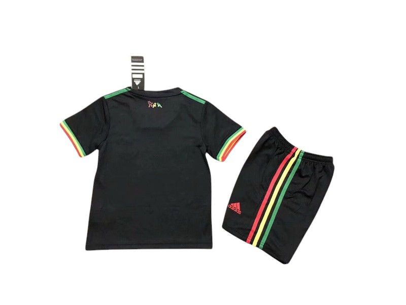 Ajax 3rd Kids Kit 2020/2021 - Retro Shirt Stories
