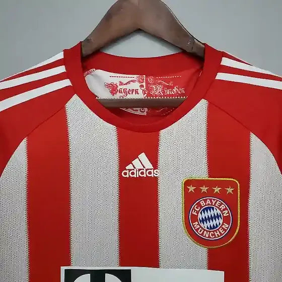Retro Bayern Munich Home Shirt 2010/2011 - Retro Shirt Stories