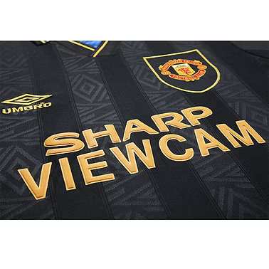 Retro Manchester United LS Away Shirt 1993/1995 - Retro Shirt Stories