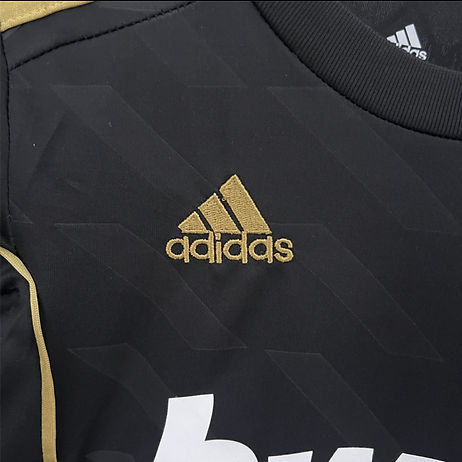 Retro Real Madrid Away Kids Kit 2011/2012 - Retro Shirt Stories