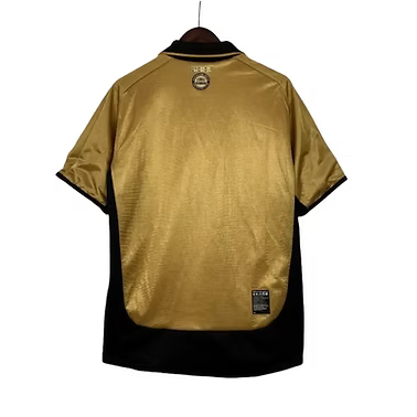 Retro Manchester United Away Shirt 2001/2002 - Retro Shirt Stories