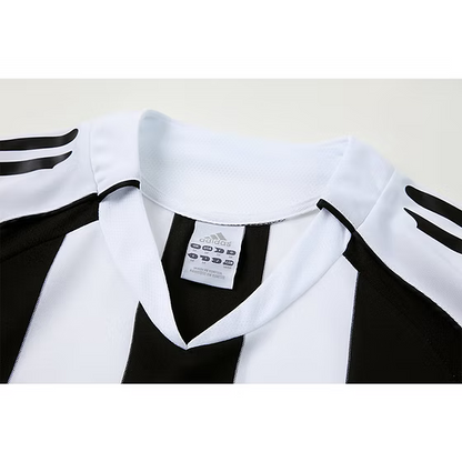 Retro Newcastle Home Shirt 2004/2006 - Retro Shirt Stories