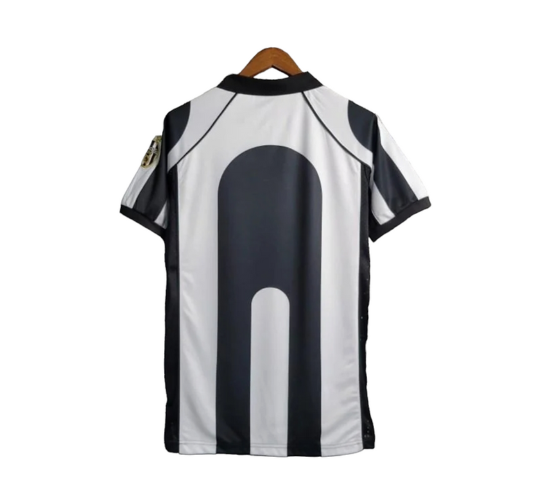 Retro Juventus Home Shirt 1997/1998 - Retro Shirt Stories
