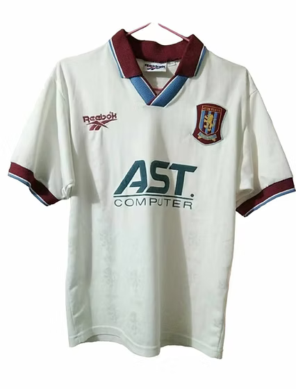 Retro Aston Villa Away Shirt 1995/1996 - Time Warp Kits