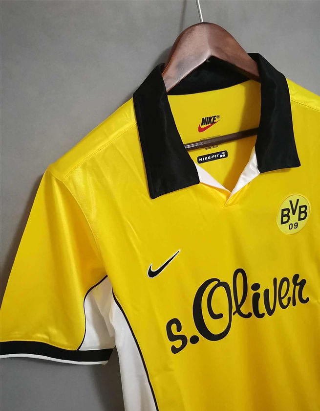 Retro Borussia Dortmund Home Shirt 1998/1999 - Retro Shirt Stories