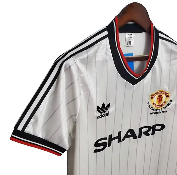Retro Manchester United Away Shirt 1983/1984 - Retro Shirt Stories