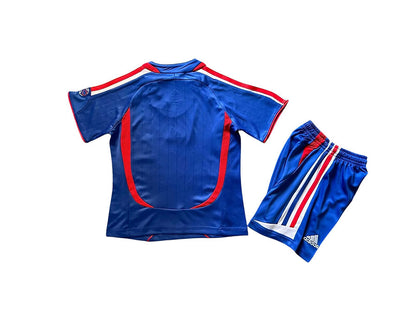 Retro France Home Kids Kit 2006 - Retro Shirt Stories