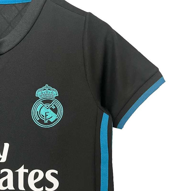 Retro Real Madrid Away Kids Kit 2017/2018 - Retro Shirt Stories