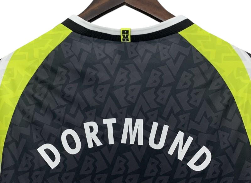 Retro Borussia Dortmund Away Shirt 1995/1996 - Retro Shirt Stories