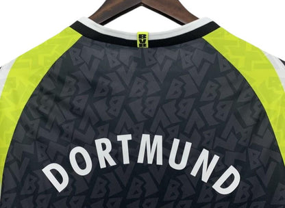 Retro Borussia Dortmund Away Shirt 1995/1996 - Retro Shirt Stories