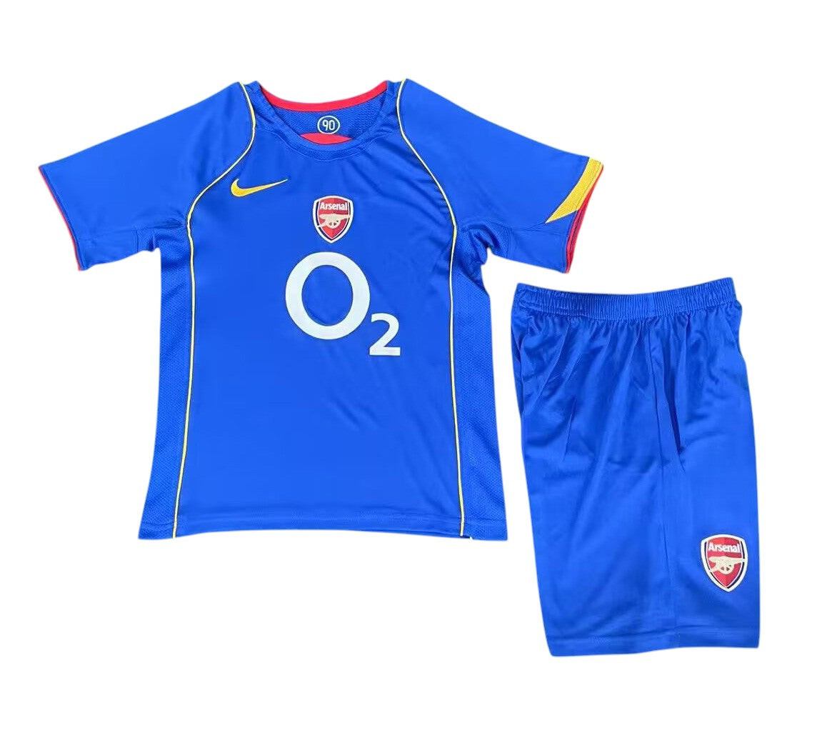 Retro Arsenal Away Kids Kit 2004/2005 - Retro Shirt Stories