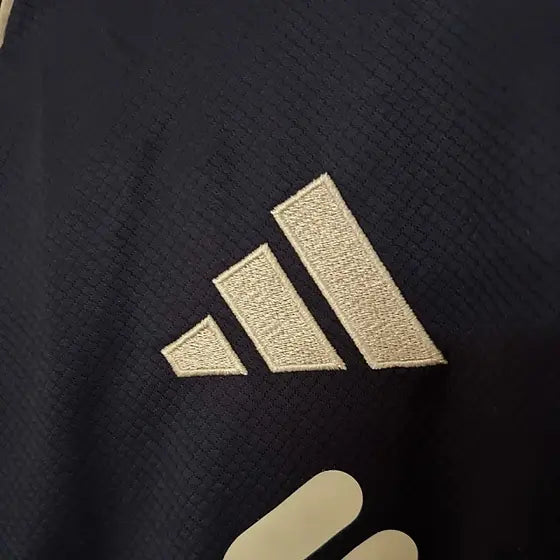 Liverpool GK Shirt 2025/2026 - Retro Shirt Stories