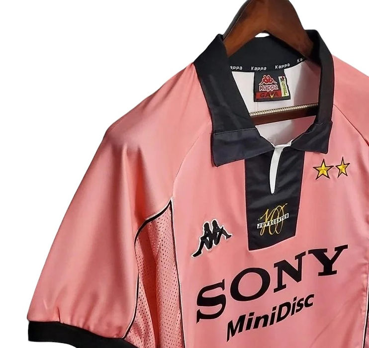 Retro Juventus Away Shirt 1997/1998 - Retro Shirt Stories
