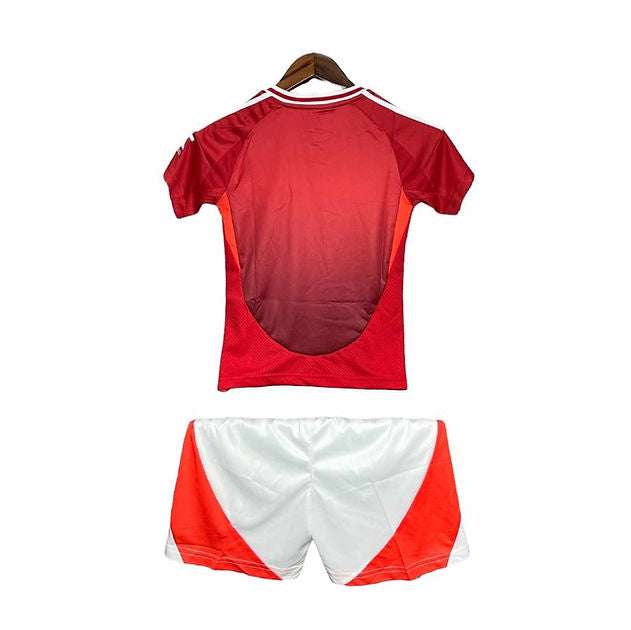 Manchester United Home Kids Kit 2024/2025 - Retro Shirt Stories