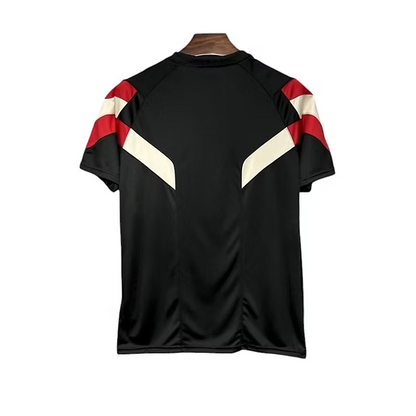 Manchester United Originals Shirt - Retro Shirt Stories