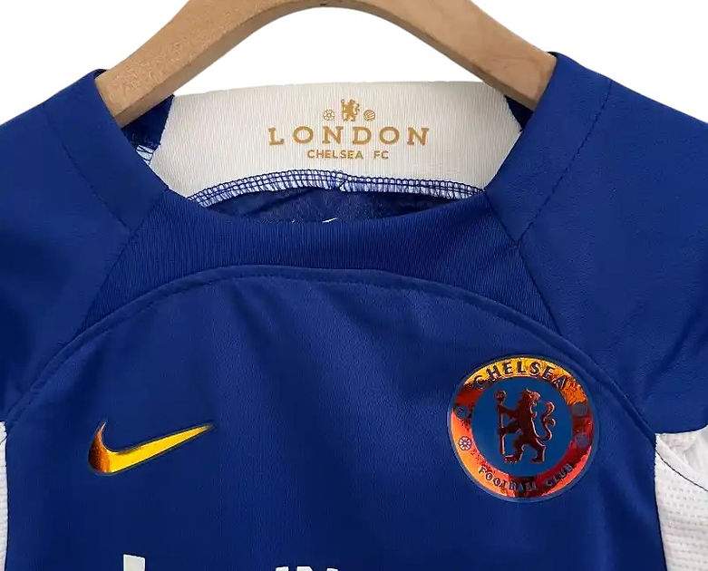 Chelsea Home Kids Kit 2023/2024 - Retro Shirt Stories