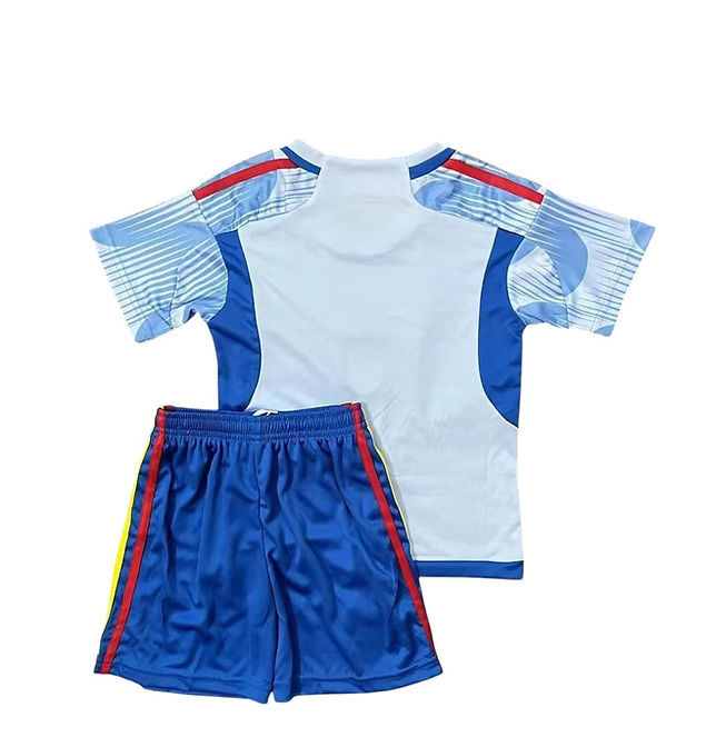 Spain Away Kids Kit 2022 - Retro Shirt Stories