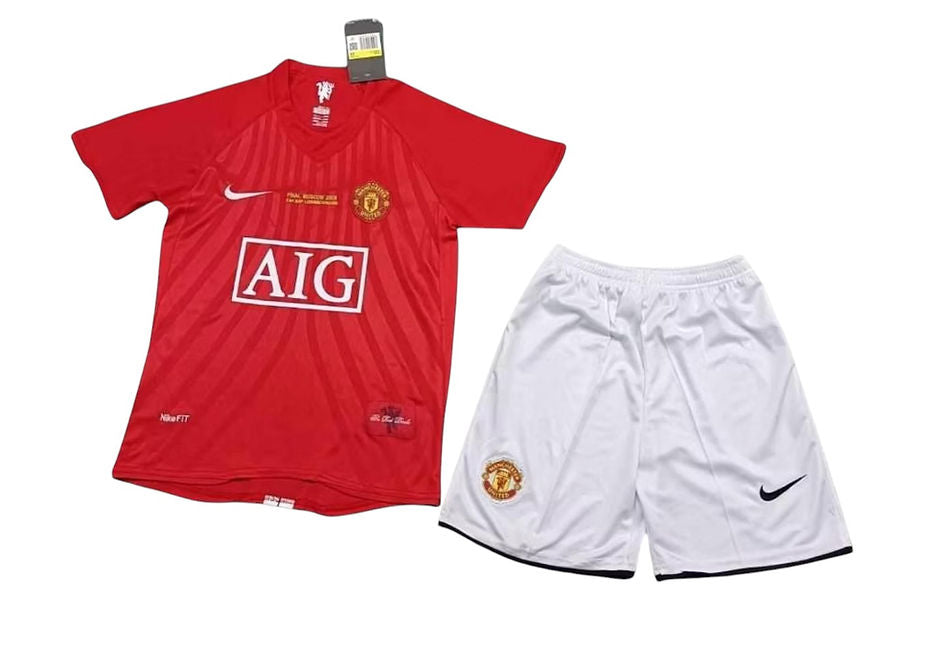 Retro Manchester United Home Kids Kit 2007/2008 - Retro Shirt Stories