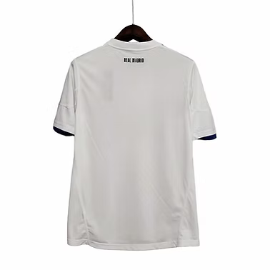 Retro Real Madrid Home Shirt 2010/2011 - Retro Shirt Stories