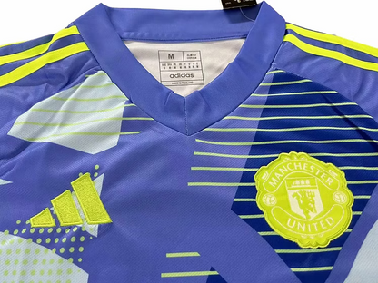 Manchester United GK Shirt 2024/2025 - Retro Shirt Stories