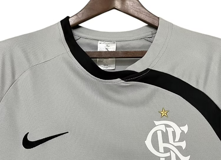 Retro Flamengo GK Shirt 2008/2009 - Retro Shirt Stories