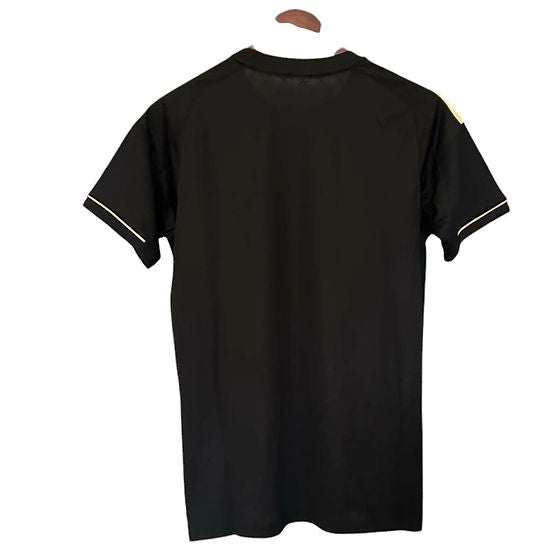 Liverpool GK Shirt 2025/2026 - Retro Shirt Stories
