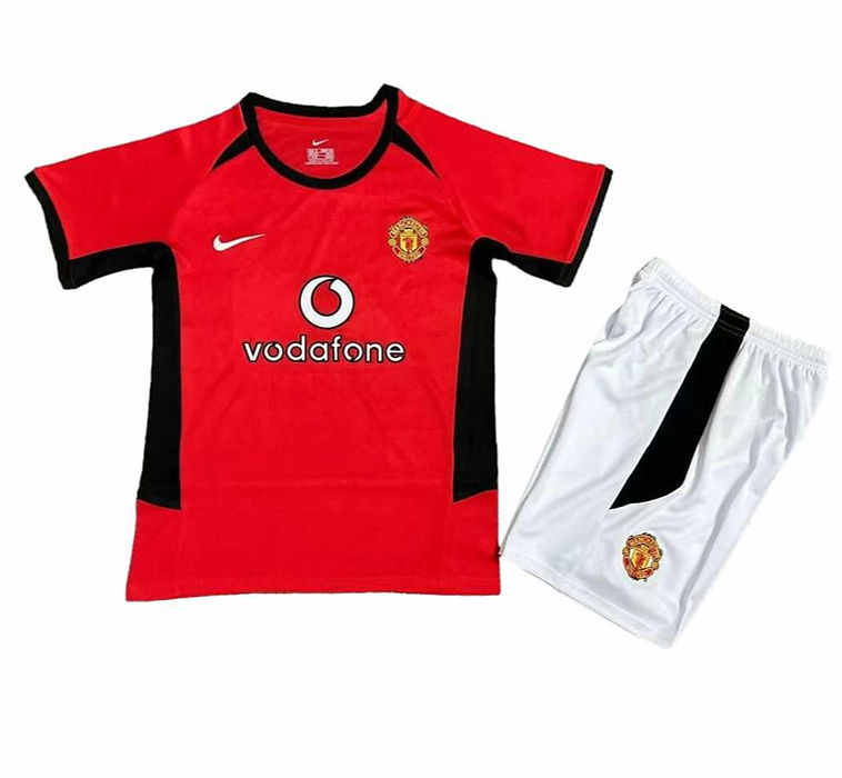 Retro Manchester United Home Kids Kit 2002/2004 - Retro Shirt Stories