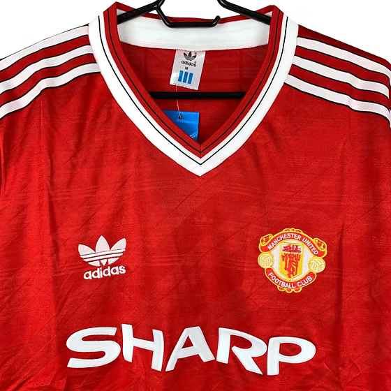 Retro Manchester United Home Shirt 1986/1987 - Retro Shirt Stories