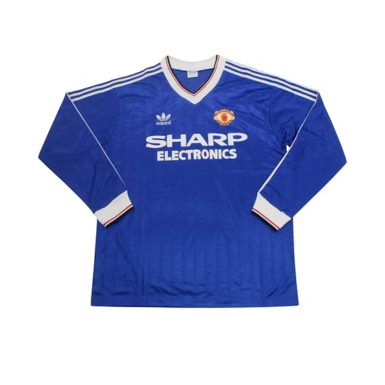 Retro Manchester United LS Away Shirt 1982/1983 - Retro Shirt Stories