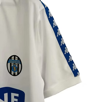 Retro Juventus Away Shirt 1990/1992 - Retro Shirt Stories