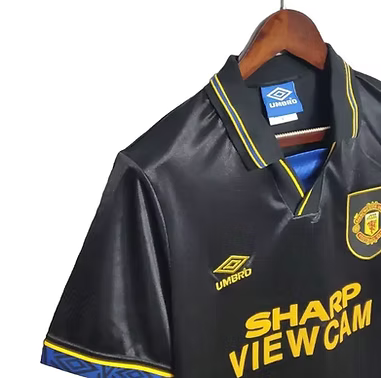 Retro Manchester United Away Shirt 1993/1995 - Retro Shirt Stories